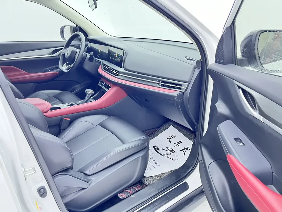Changan CS55 Plus Changan CS55 PLUS 2022 Blue Whale Edition 1.5T DCT luxury model 2023 — миниатюра 4
