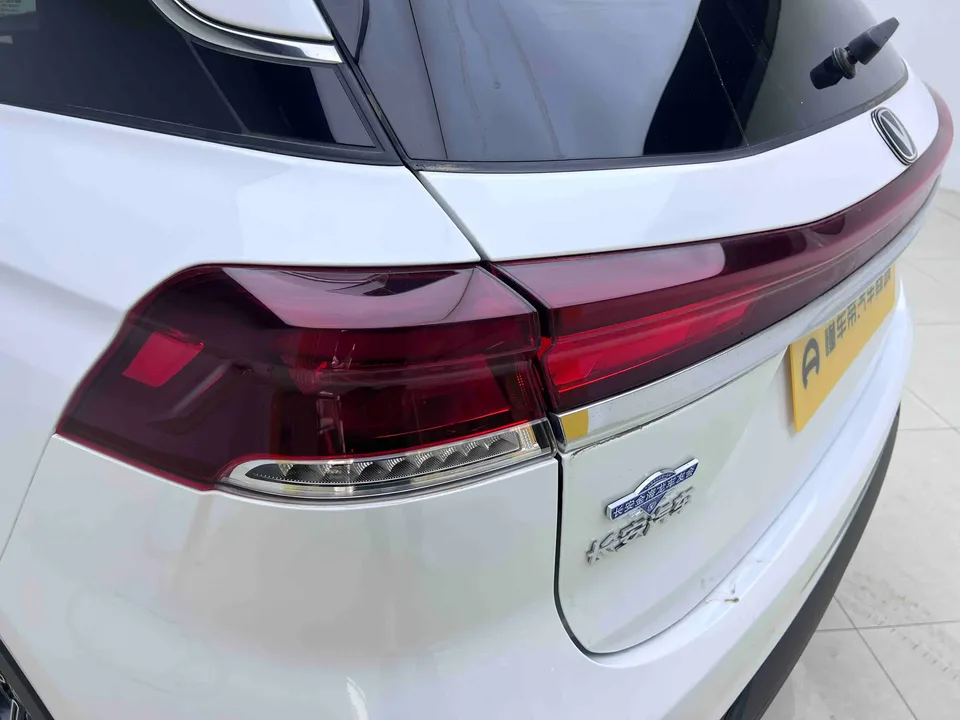 Changan X7 PLUS Changan X7 PLUS 2024 1.5T DCT Honor Edition 7 Seaters 2024 — thumbnail 4