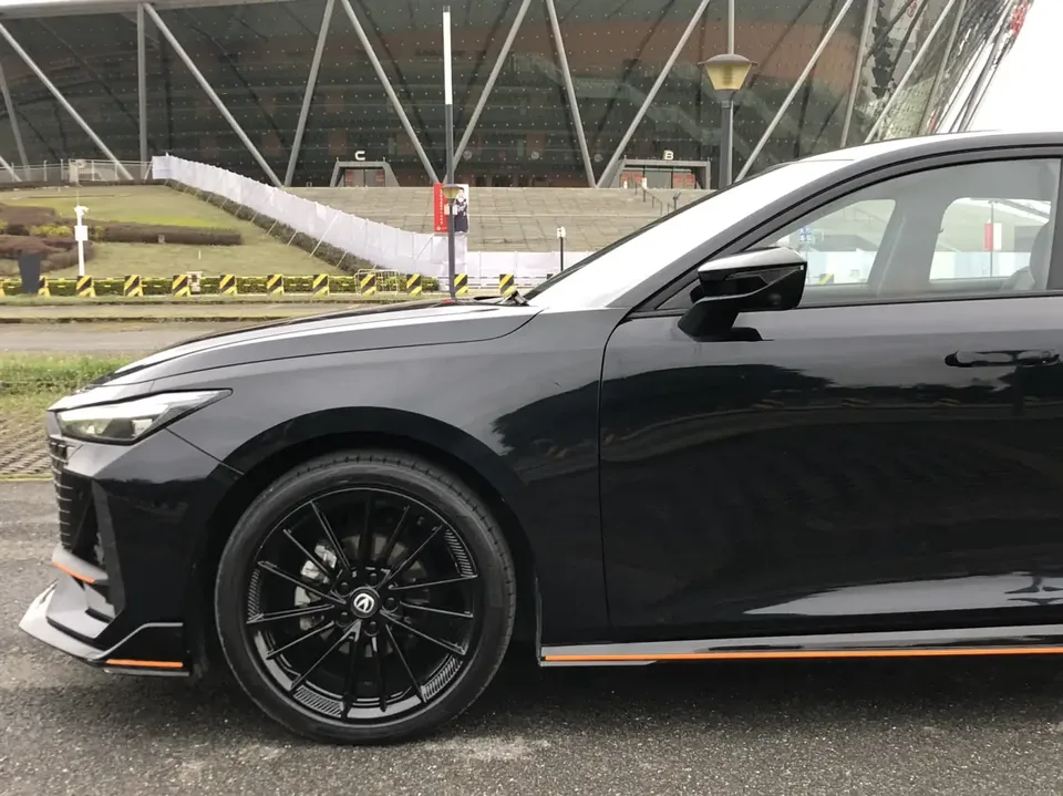 Changan UNI-V 1.5T Sports Edition 2022 — миниатюра 5