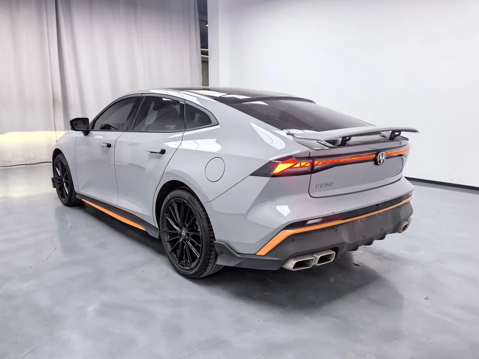 Changan UNI-V 1.5T Premium Sports Edition 2024 — миниатюра 2