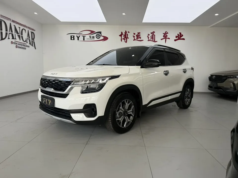 Kia Run proudly Run proudly 2021 1.5L CVT Comfort Edition 2022 — photo 1, buy with delivery to Moscow
