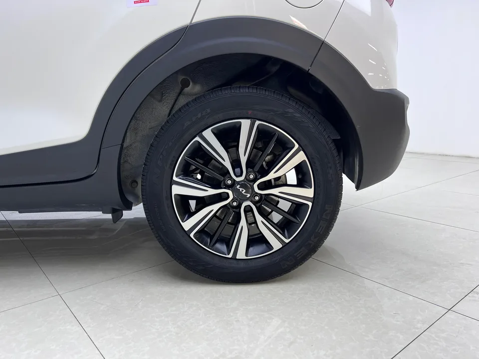 Kia KX1 1.4L CVT fun sunroof model 2023 — миниатюра 3