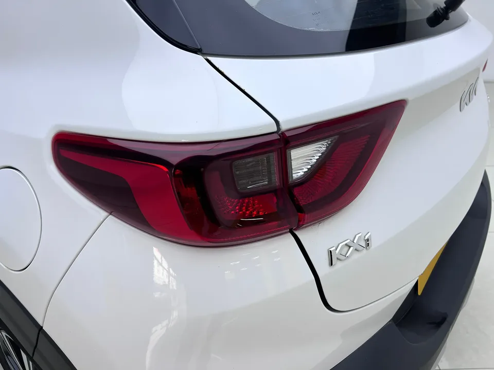 Kia KX1 1.4L CVT fun sunroof model 2023 — миниатюра 4