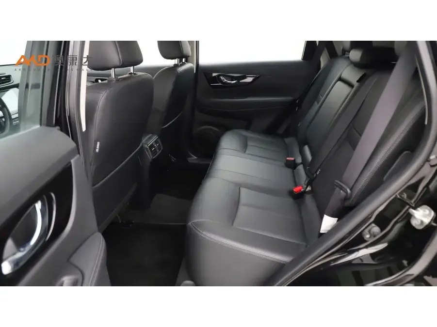Nissan X-Trail X-Trail 2022 facelift 2.0L 2WD Intelligent Link Premium Edition 2023 — миниатюра 3
