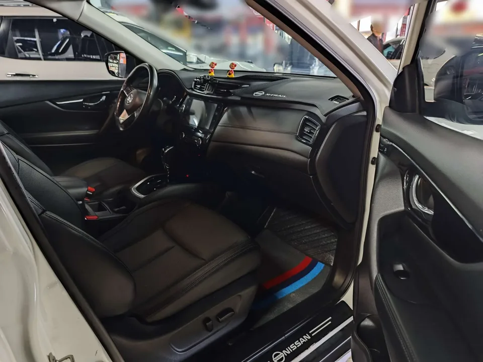 Nissan X-Trail Qijun 2022 X-Trail 2022 2.0L 2WD Intelligent Link Premium Edition 2024 — миниатюра 3
