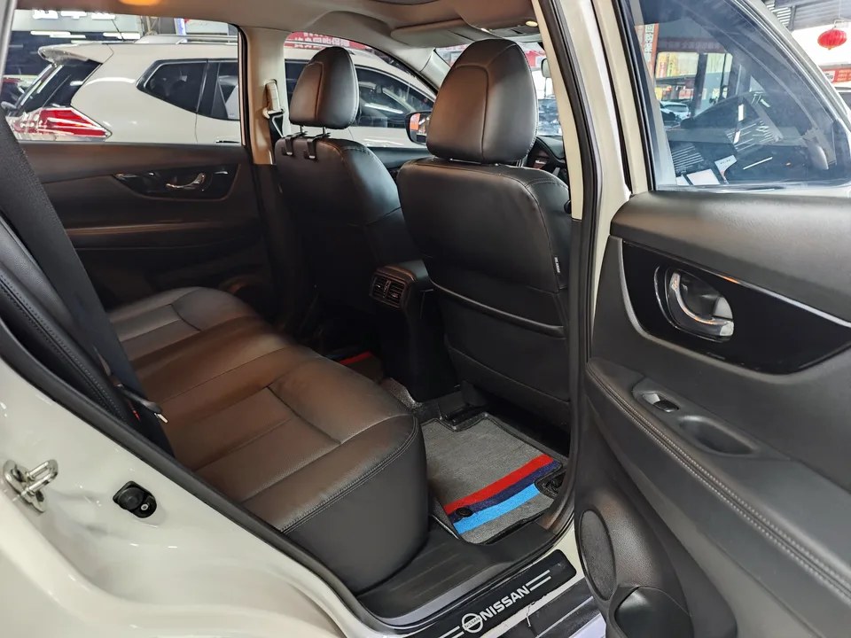Nissan X-Trail Qijun 2022 X-Trail 2022 2.0L 2WD Intelligent Link Premium Edition 2024 — миниатюра 4