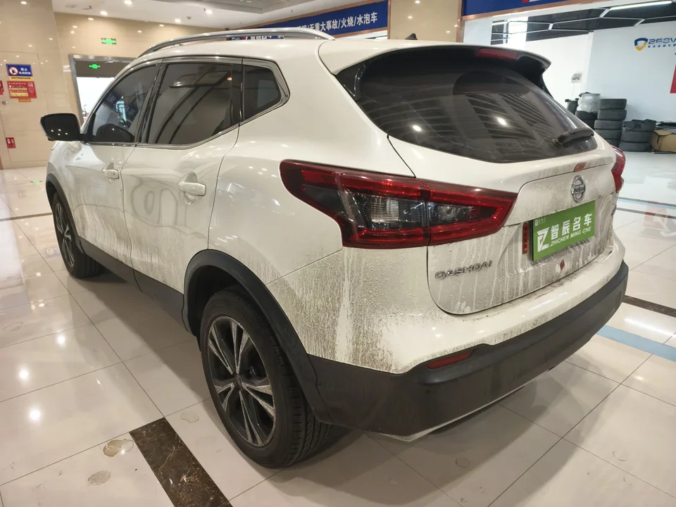 Nissan Qashqai Qashqai 2022 2.0L XV Prem. Deluxe Edition 2023 — миниатюра 4