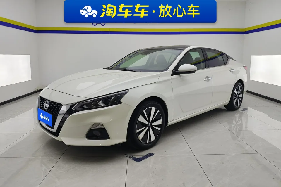 Nissan Altima Teana 2021 Teana 2021 2.0L XL Comfort Edition 2022 — photo 1, buy with delivery to Moscow