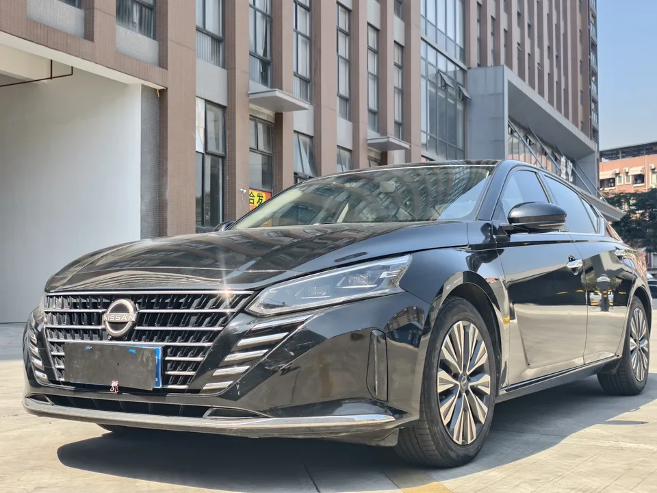 Nissan Altima Teana 2022 Teana 2.0L XL-TLS Enjoy Edition 2023 — photo 1, buy with delivery to Moscow