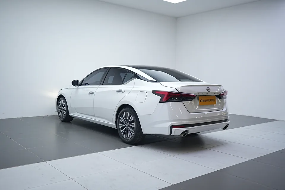 Nissan Altima Teana 2.0L XL-TLS Enjoy Edition 2023 — миниатюра 2