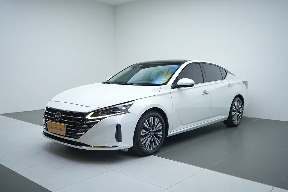 Nissan Altima Teana 2.0L XL-TLS Enjoy Edition 2023 — фото 1, купить с доставкой в Москву