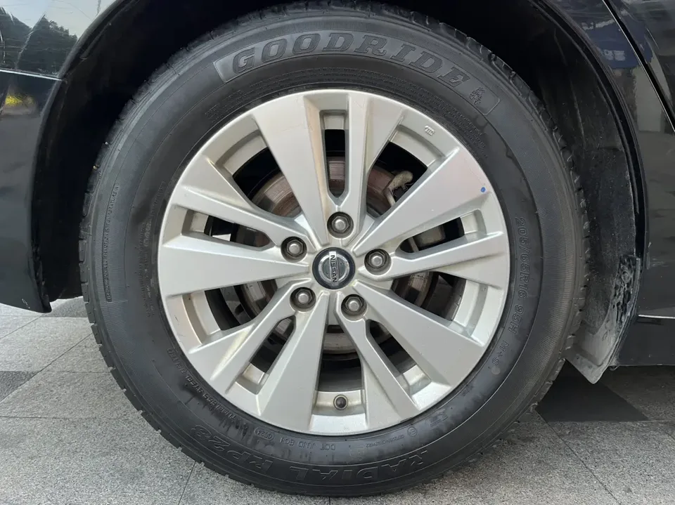 Nissan Altima Teana 2021 2.0L XE Fashion Edition 2022 — миниатюра 4