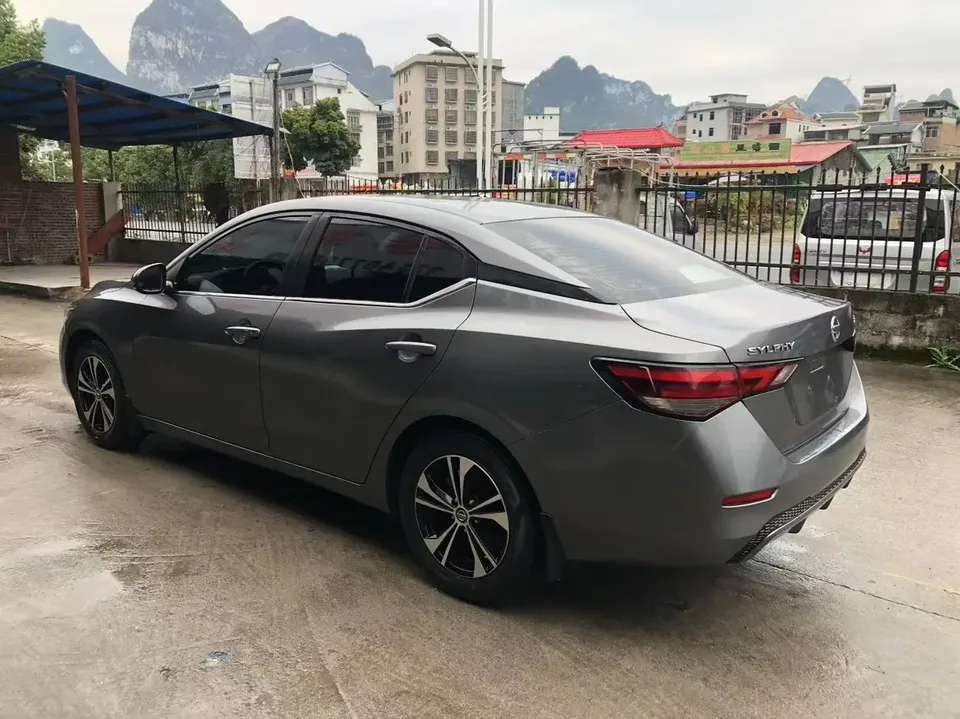 Nissan Sylphy Sylphy 2022 1.6L XL CVT Enjoy Edition 2022 — миниатюра 4