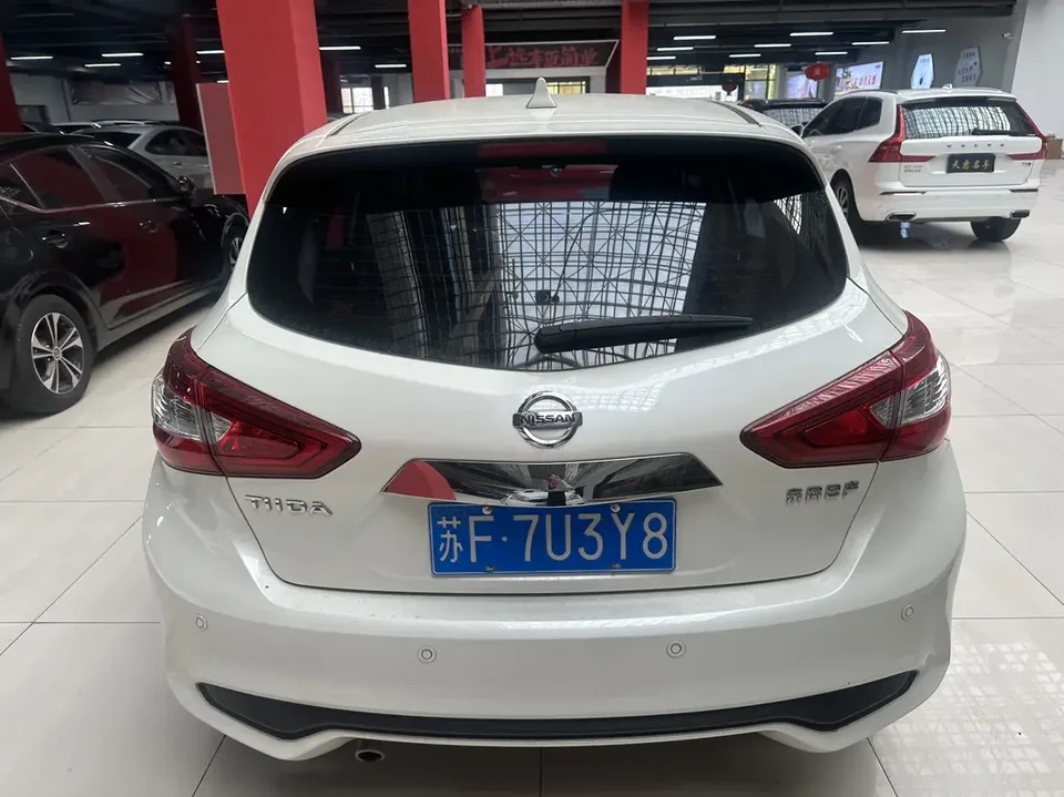 Nissan Tiida Tiida 2021 Tiida 2021 1.6L CVT Smart Travel Edition 2022 — thumbnail 2