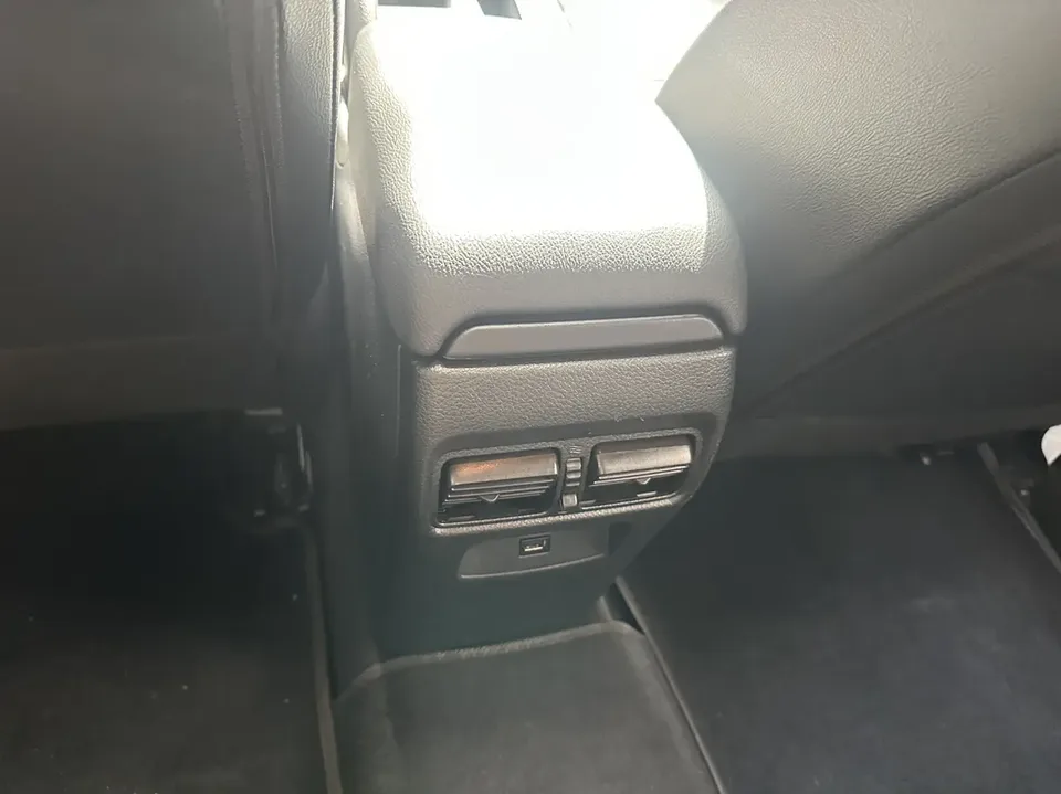 Nissan Tiida Tiida 2021 Tiida 2021 1.6L CVT Smart Travel Edition 2022 — thumbnail 3