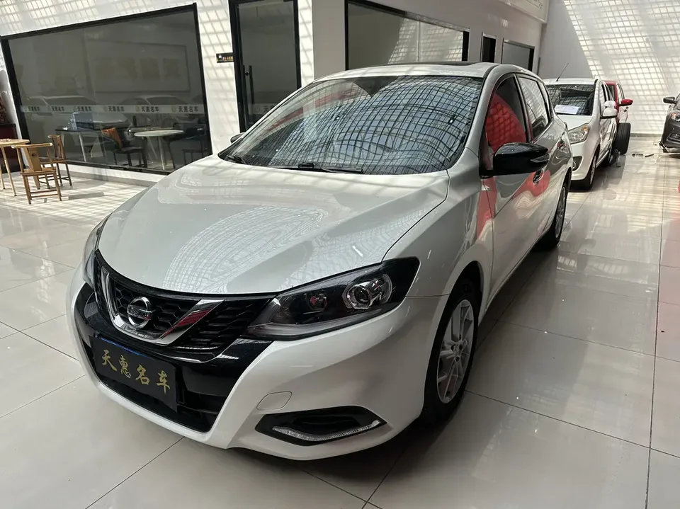 Nissan Tiida 2022