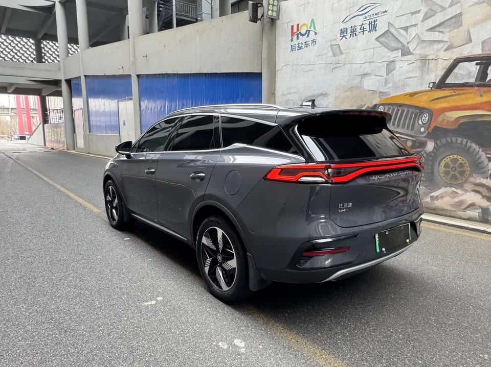 BYD Tang DM DM-i Champion Edition 112KM Premium Edition 2023 — миниатюра 4