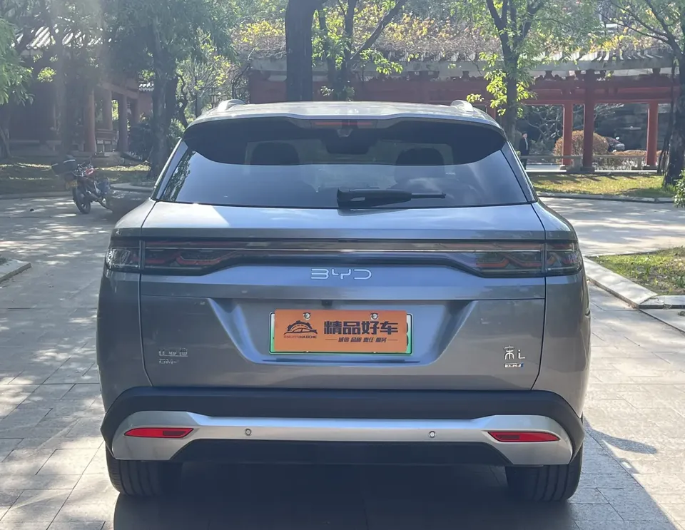 BYD Song L DM Intelligent Driving Edition DM-i 160KM Excellence Edition 2025 — миниатюра 2