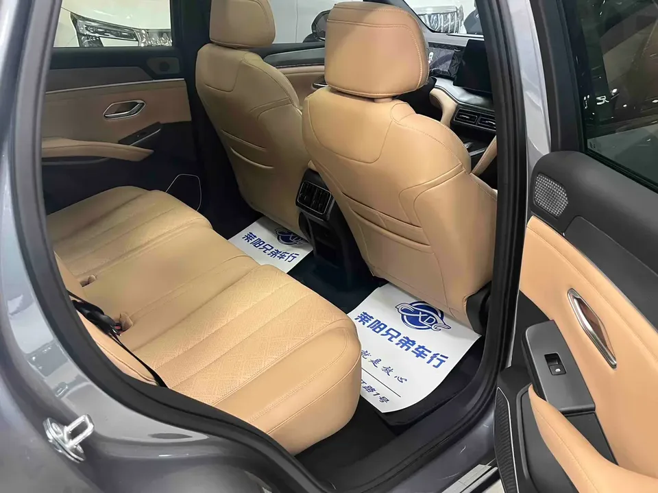 BYD Song L DM DM-i 112KM Leading Model 2025 — миниатюра 3
