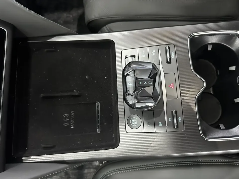 BYD Song L DM Intelligent Driving Edition DM-i 160KM Beyond Edition 2025 — миниатюра 3