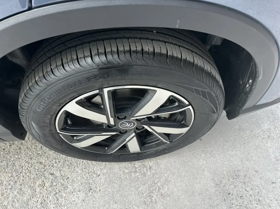 BYD Song Pro DM DM-i Honor Edition 71km Pilot Edition 2024 — миниатюра 3