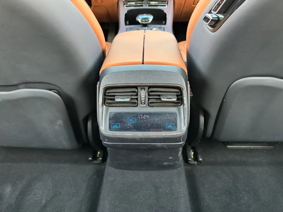BYD Han DM DM-i Champion Edition 121KM Premium Edition 2023 — миниатюра 4