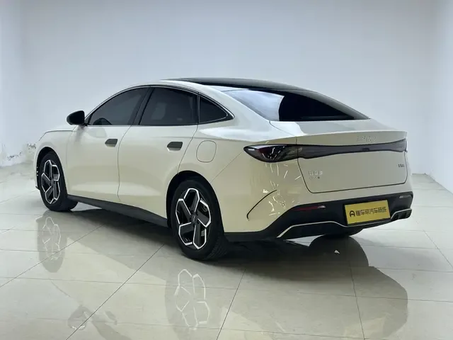 BYD Seal 06DM DM-i 120KM Flagship Model 2025 — миниатюра 5