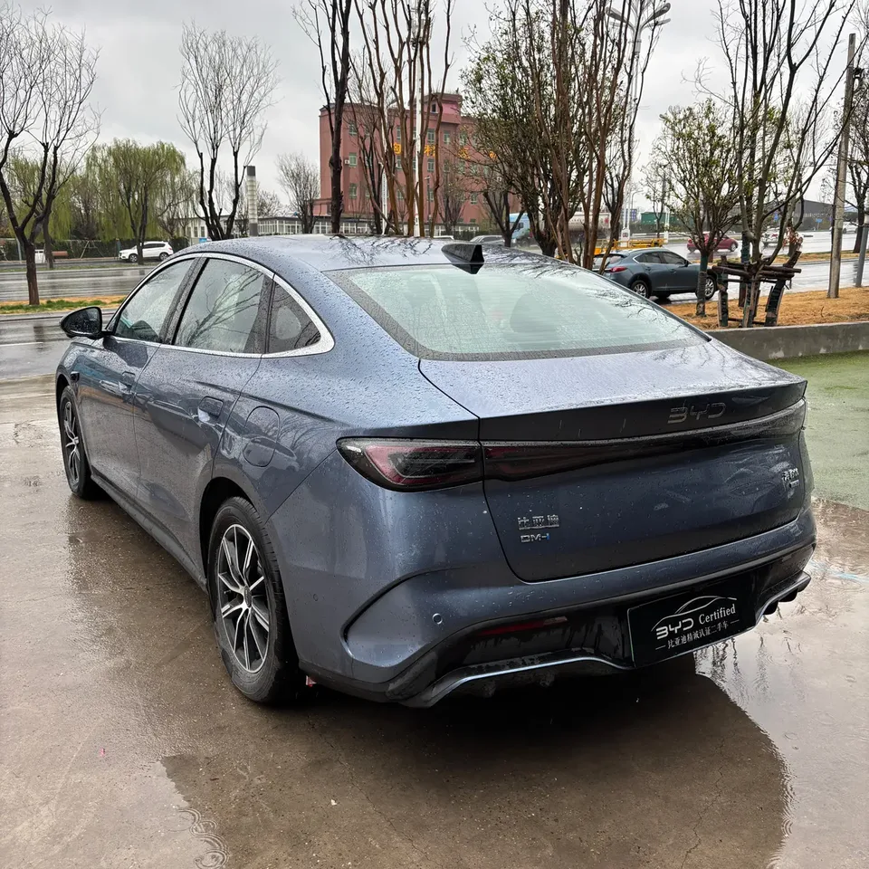 BYD Seal 06DM Intelligent Driving Edition DM-i 120KM Premium Edition 2025 — миниатюра 4