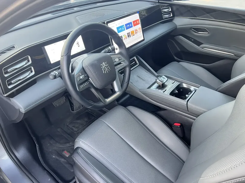 BYD Qin L DM Intelligent Driving Edition DM-i 120KM Beyond Edition 2025 — миниатюра 4