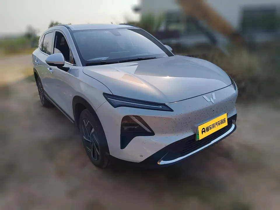 Wuling Starlight S PHEV 130km Pilot Edition 2024 — миниатюра 3