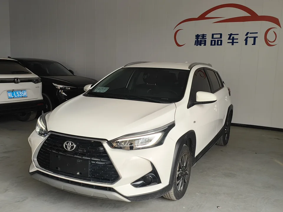 Toyota Yaris L 2022
