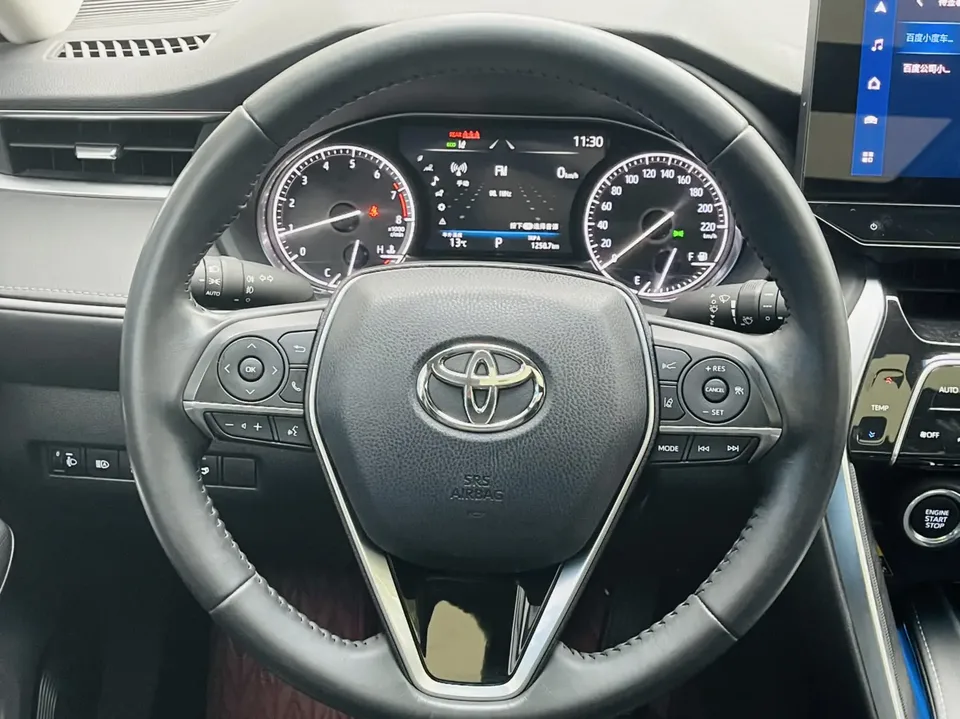 Toyota HARRIER 2.0L CVT two-wheel drive exclusive version 2023 — миниатюра 4