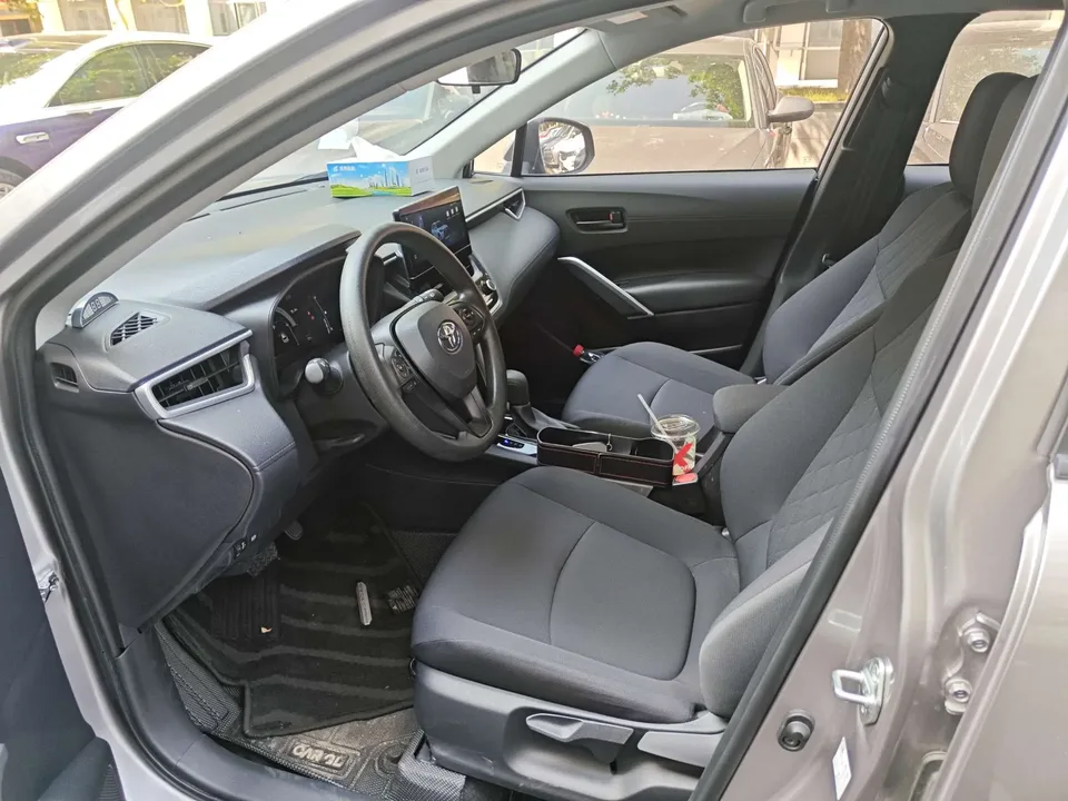 Toyota CorollaCross 2.0L Intelligent Electric Hybrid Dual Engine Pioneer Edition 2024 — миниатюра 5