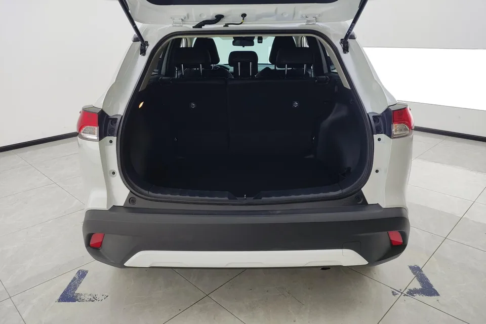 Toyota CorollaCross 2.0L CVT Pioneer Edition 2024 — миниатюра 5