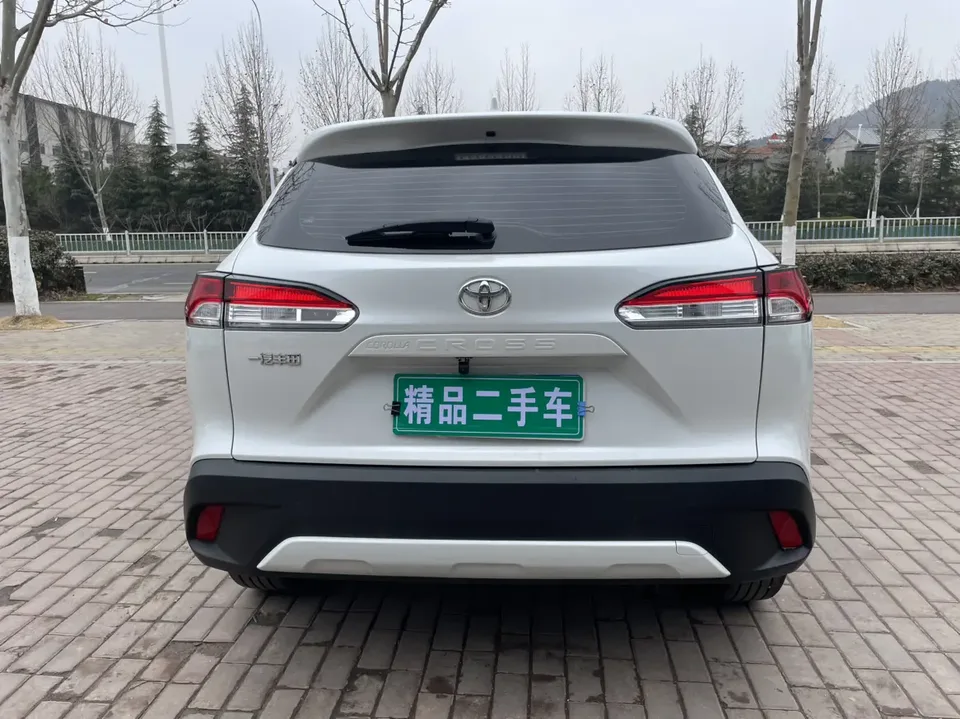 Toyota CorollaCross 2.0L CVT Pioneer Edition 2024 — миниатюра 5