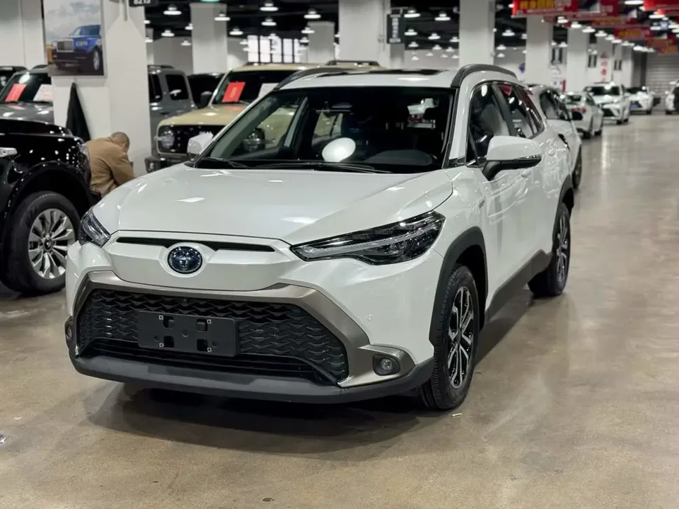 Toyota Frontlander 2023