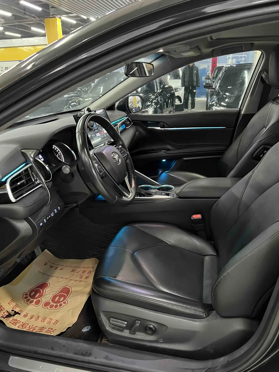 Toyota Camry 2.0G Deluxe Edition 2023 — миниатюра 3