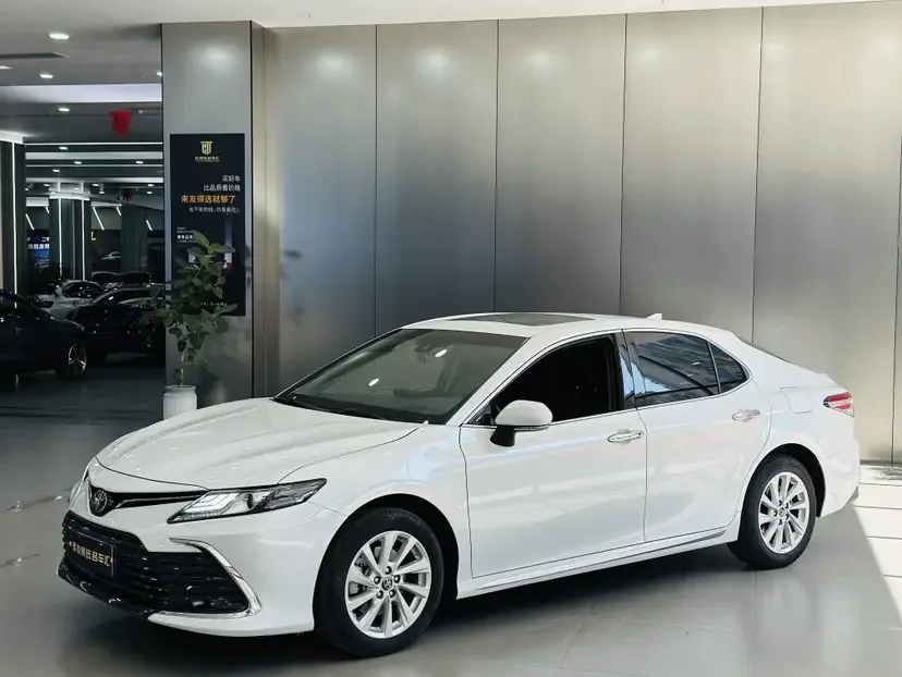 Toyota Camry 2023