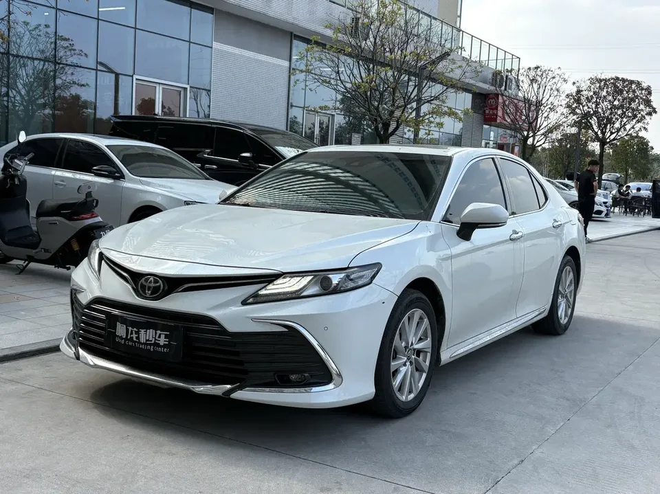Toyota Camry 2023