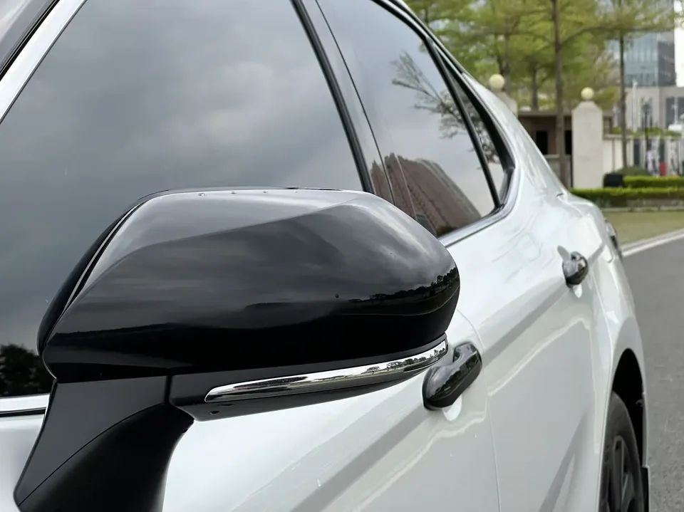 Toyota Camry 2.0G Deluxe Edition 2022 — миниатюра 5