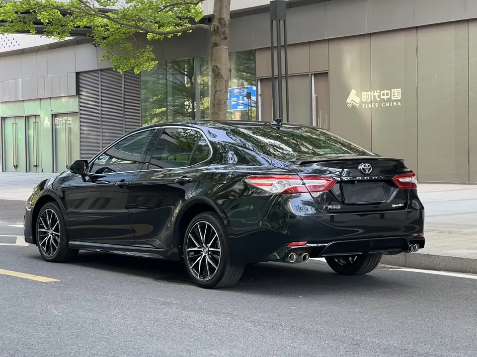Toyota Camry 2.0S Advanced Edition 2023 — миниатюра 2