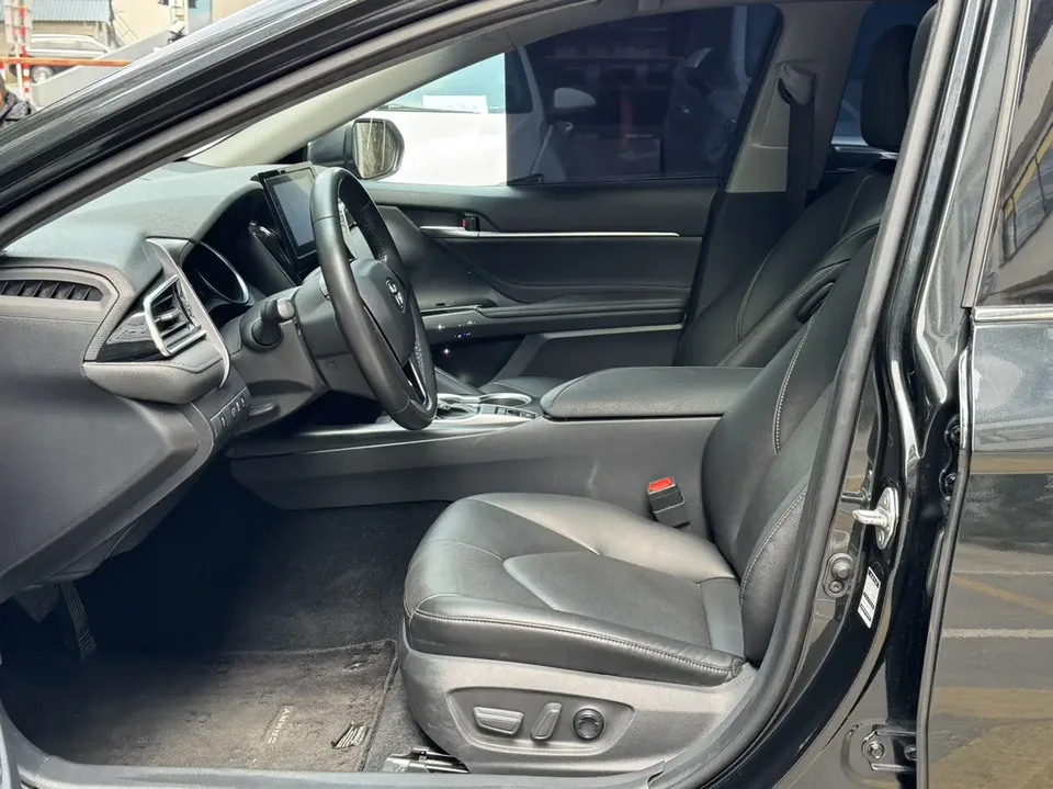 Toyota Camry 2.0GVP Leading Edition 2023 — миниатюра 3