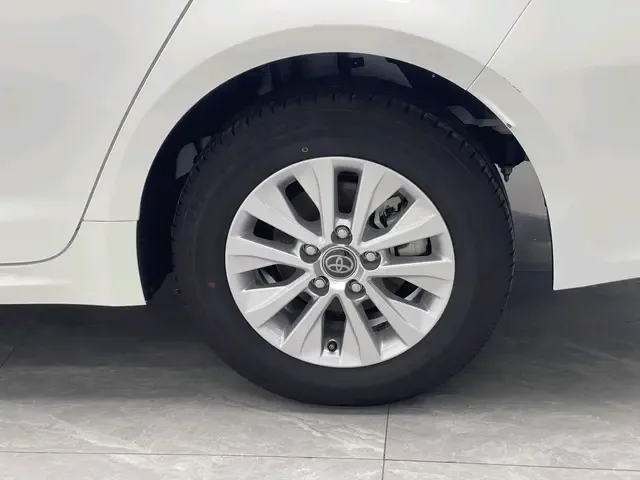 Toyota Corolla Corolla 2023 1.2T S-CVT Pioneer Edition 2024 — thumbnail 3