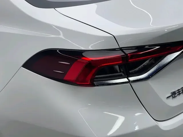 Toyota Corolla Corolla 2023 1.2T S-CVT Pioneer Edition 2024 — thumbnail 4