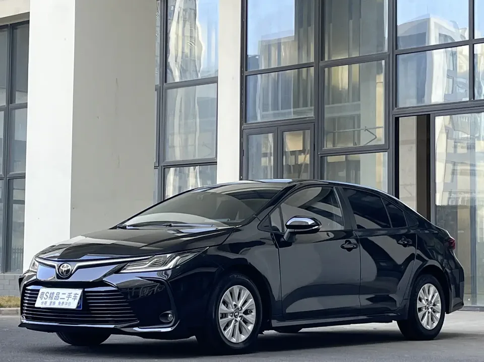 Toyota Corolla Corolla 2021 1.5L CVT Elite Edition 2022 — photo 1, buy with delivery to Moscow