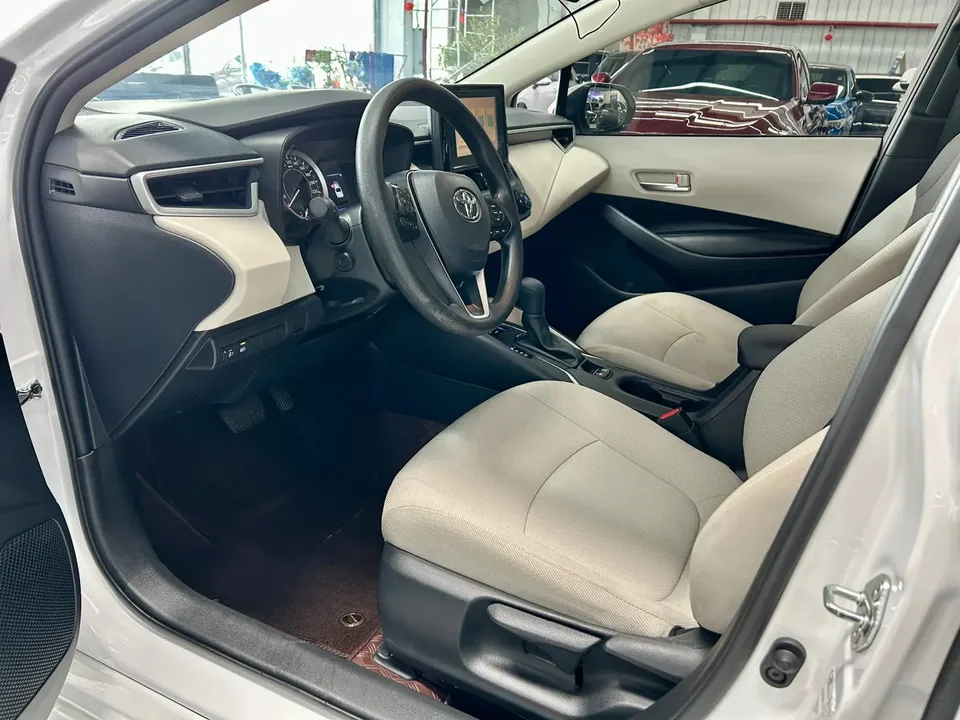 Toyota Corolla Corolla 2022 1.5L CVT Pioneer Edition 2023 — thumbnail 3