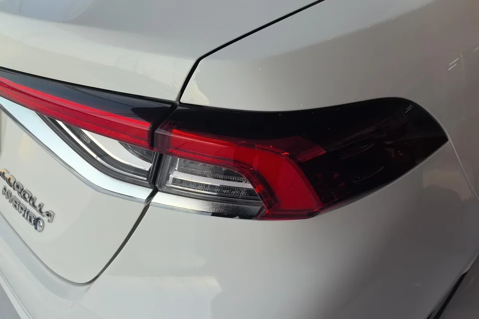 Toyota Corolla Corolla 2021 2021 Corolla Hybrid 1.8L E-CVT Elite Edition 2022 — thumbnail 2