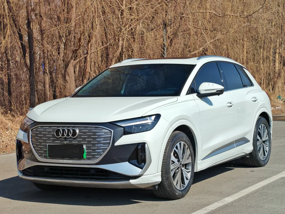 Audi Q4 e-tron 2023