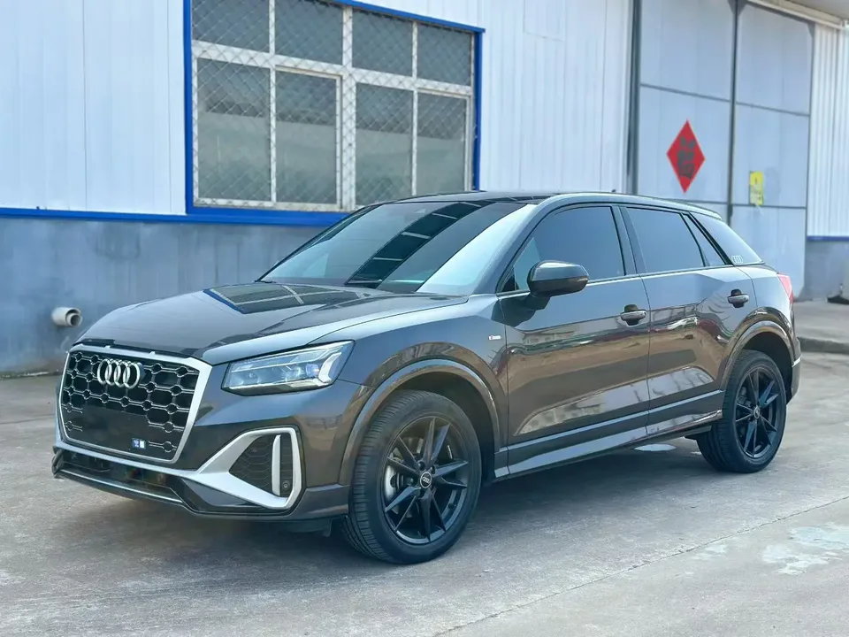 Audi Q2L 2024