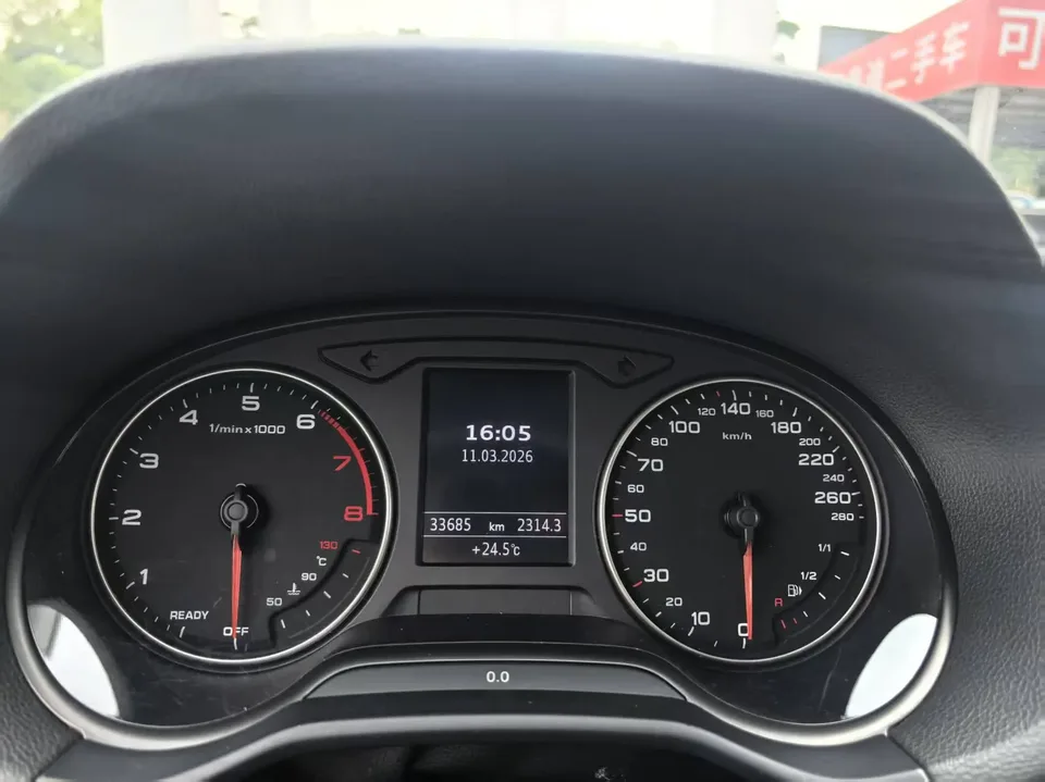 Audi Q2L Audi Q2L 2024 35 TFSI aggressive and dynamic model 2024 — миниатюра 5